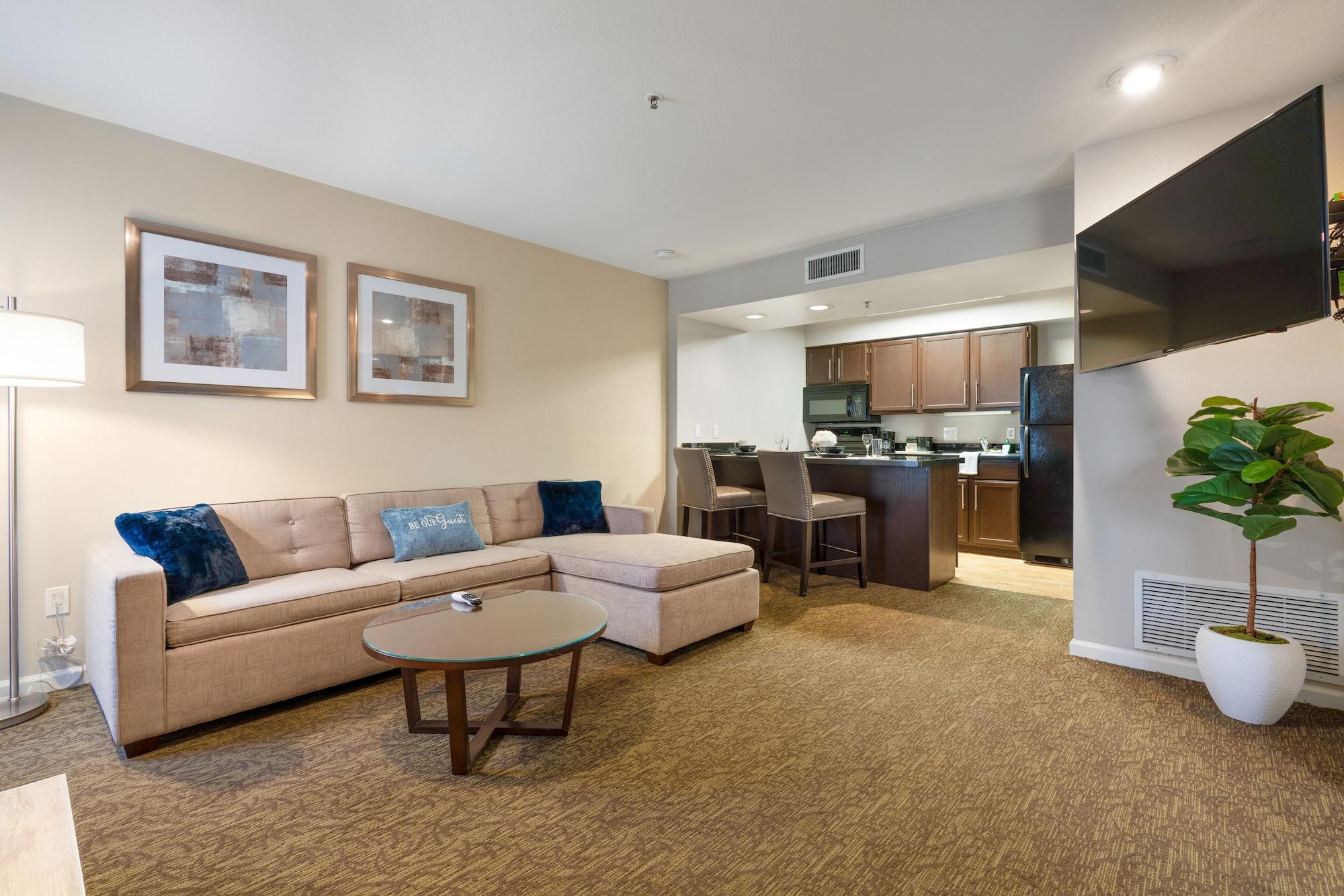 Chase Suites Brea-Fullerton - North Orange County Exteriér fotografie